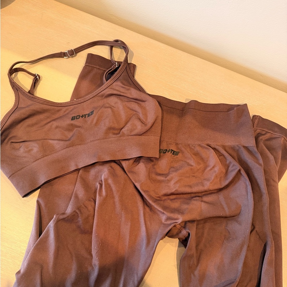 Bo+Tee Brown Scoop Neck Bralette and High-Waist Leggings Set